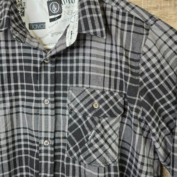 Volcom Mens Sz L Long Sleeve Plaid Shirt Classic Fit Black Gray Casual Button Up - Picture 3 of 12